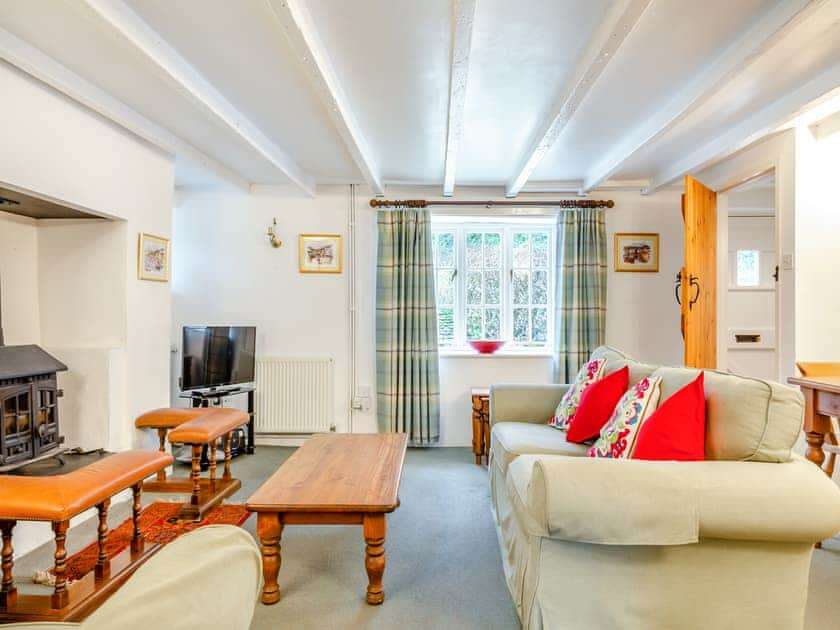 Living room | Honeysuckle Cottage - Lamellen Estate, Wadebridge