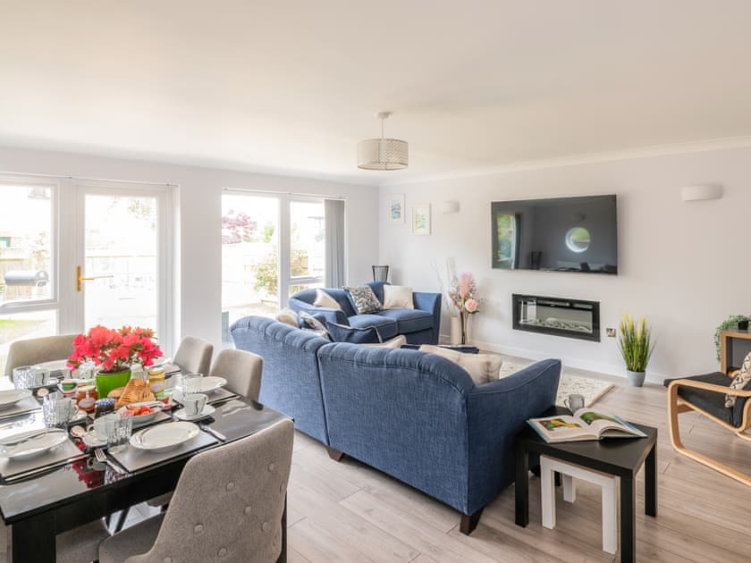 Living room/dining room | Seascape, Sheringham