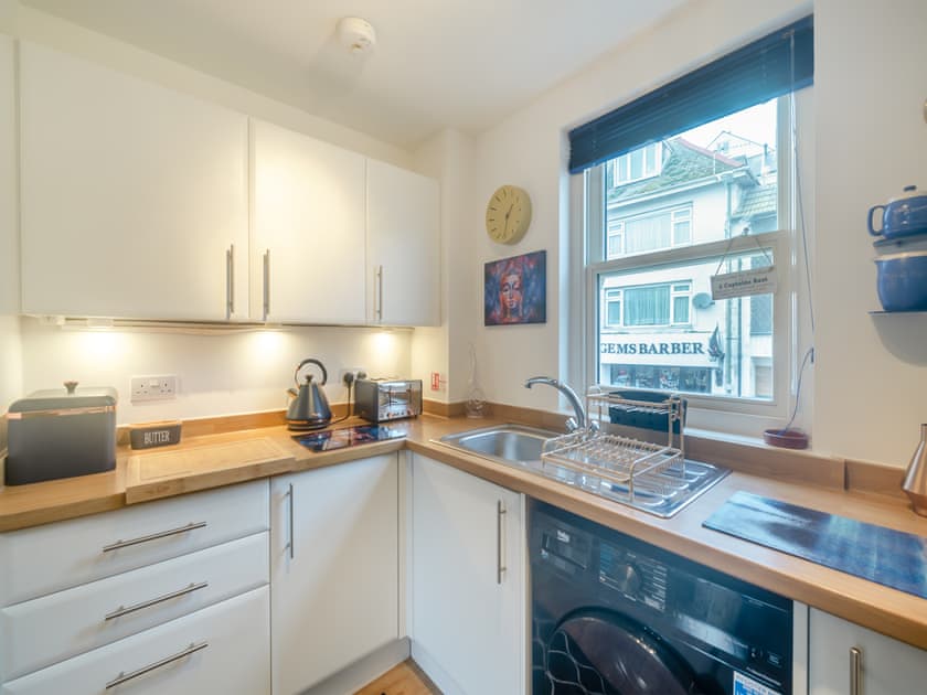Kitchen | Captains Rest, Brixham
