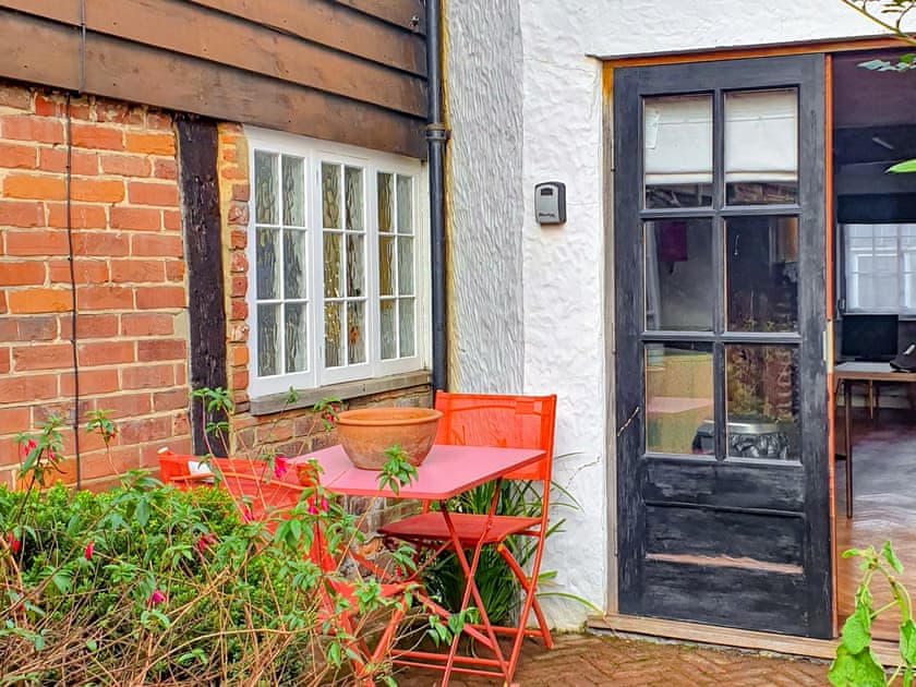 Private rear garden | Tudor Cottage, Canterbury