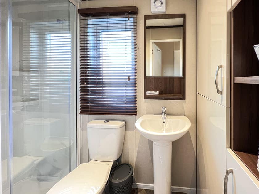 Shower room | Rivington 32, St Andrews