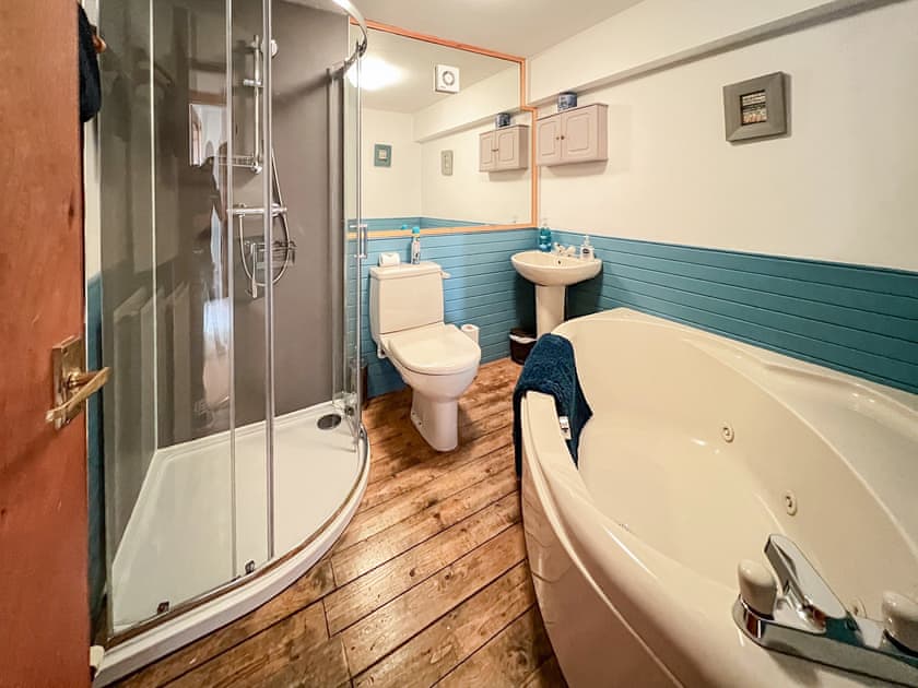 Bathroom | Tall Ship, Anstruther