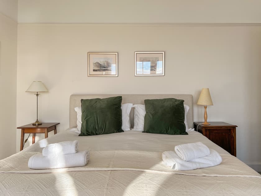 Double bedroom | Ruddon Grange, Elie