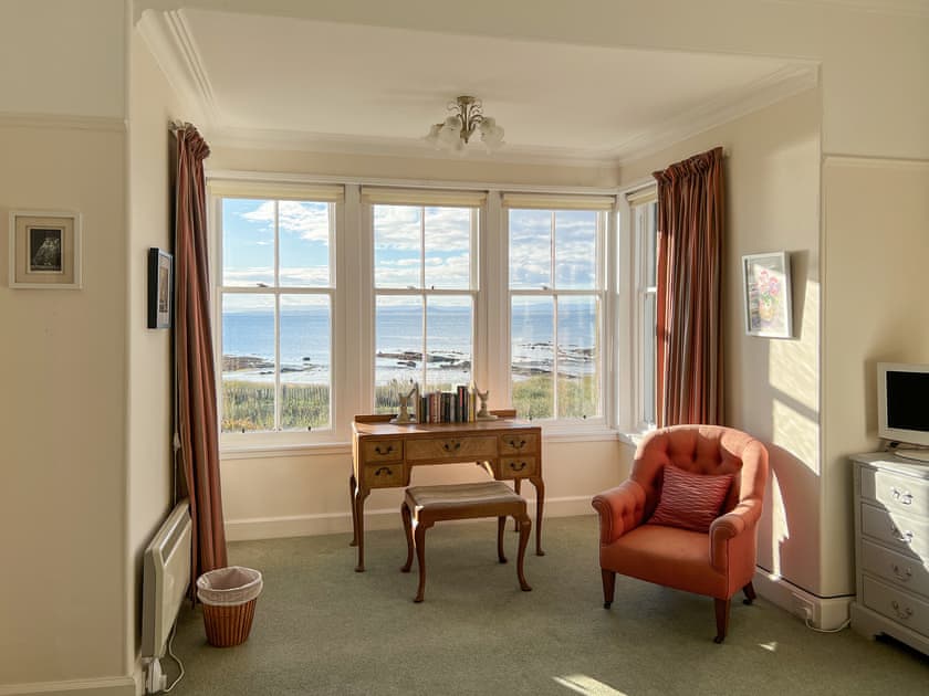Double bedroom | Ruddon Grange, Elie