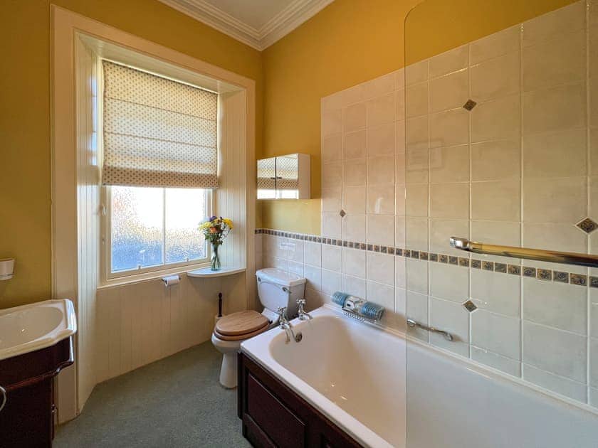 Bathroom | Ruddon Grange, Elie