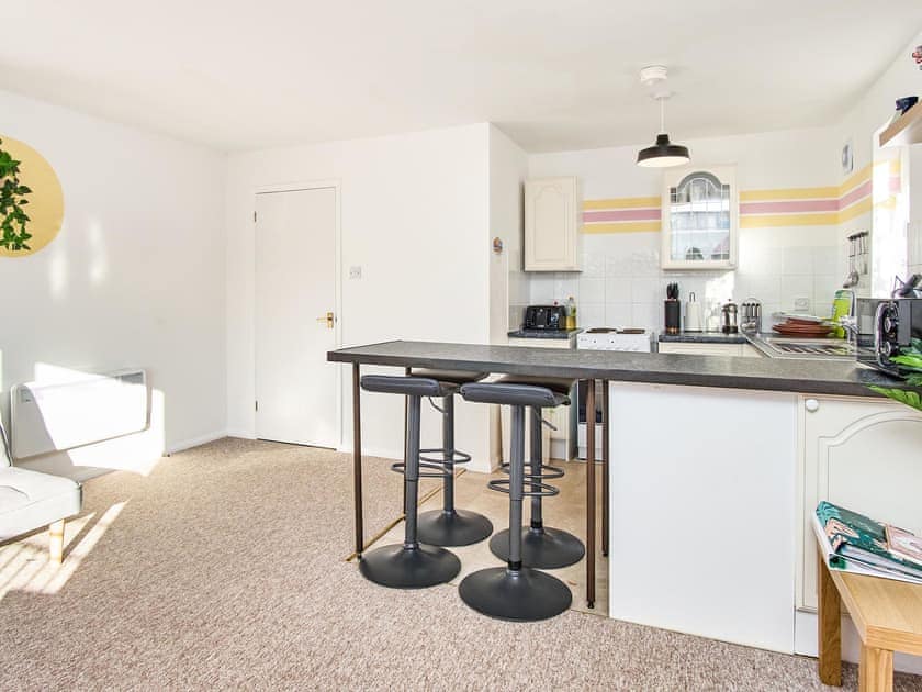 Open plan living space | Sandown on The Creek, Wootton Bridge, near Ryde