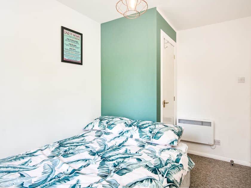 Double bedroom | Sandown on The Creek, Wootton Bridge, near Ryde