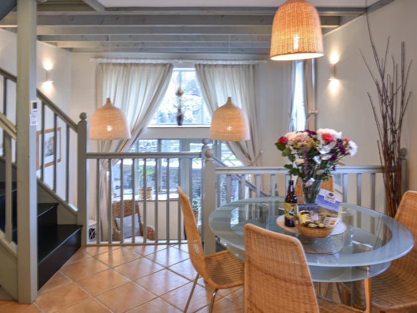 Dining Area | Millstream - Alston Art Apartments , Alston