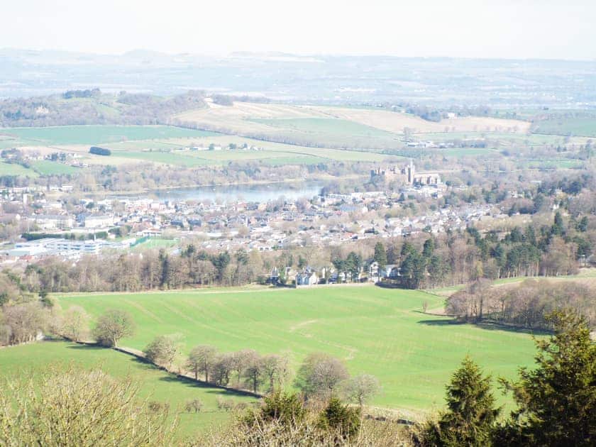 Surrounding area | The Farmhouse - Williamscraig Holiday Cottages, Linlithgow