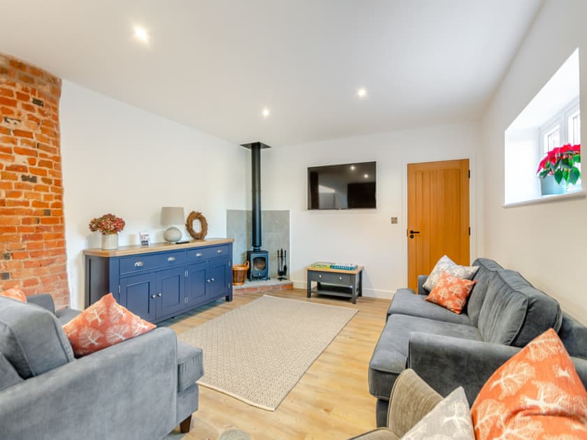Living area | The Milling Shed - Little Corkhill Farm Holidays, Newark