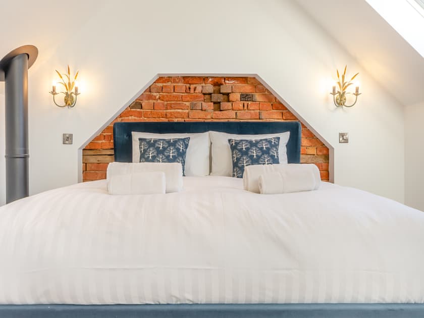 Double bedroom | The Milling Shed - Little Corkhill Farm Holidays, Newark
