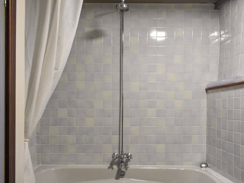 Bathroom | Naworth - Alston Art Apartments , Alston