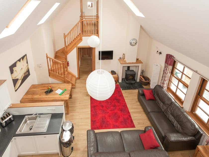 Open plan living space | Appletree Cottage - Williamscraig Holiday Cottages, Linlithgow