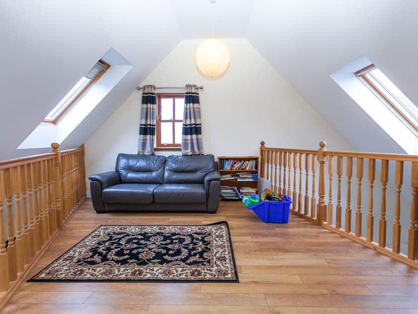 Mezzanine | Beech Cottage - Williamscraig Holiday Cottages, Linlithgow