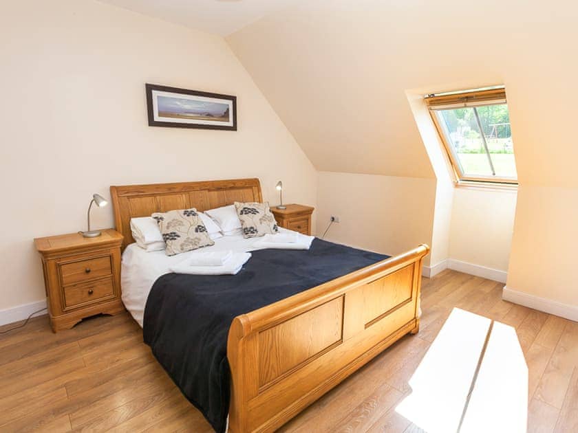 Double bedroom | Beech Cottage - Williamscraig Holiday Cottages, Linlithgow