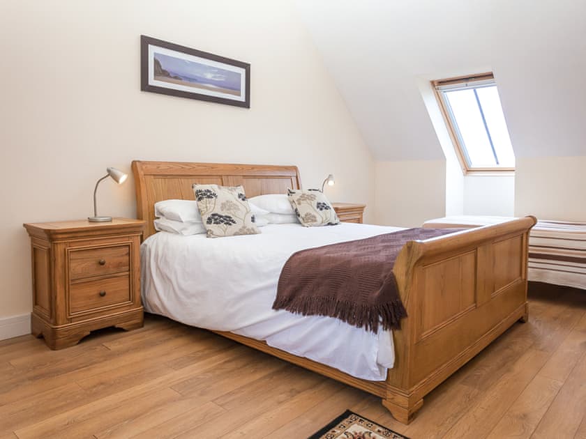 Double bedroom | One Eden Cottage - Williamscraig Holiday Cottages, Linlithgow