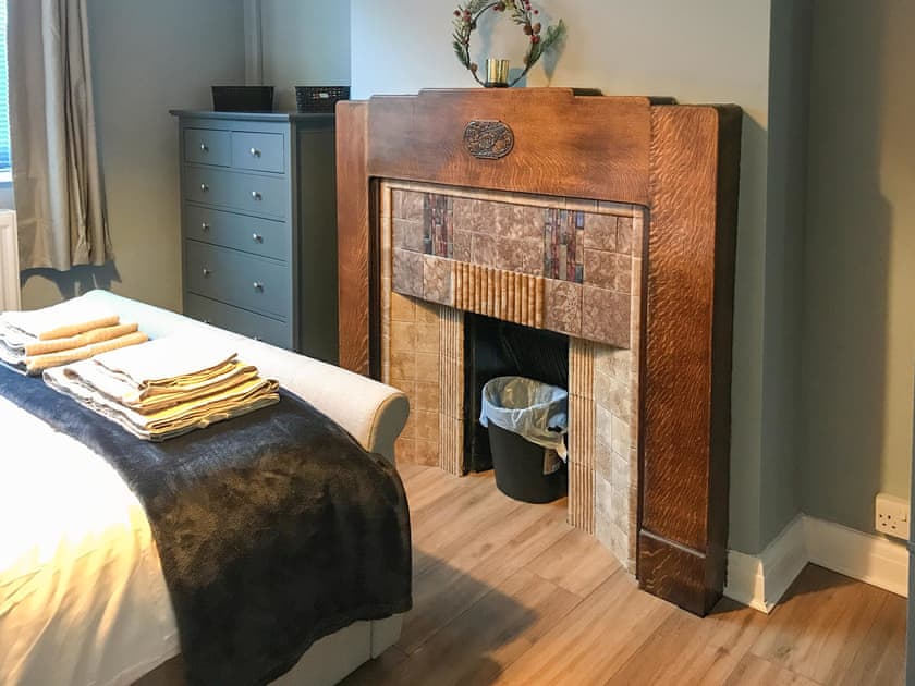 Double bedroom | Hillcrest, Bolsover, near Chesterfield