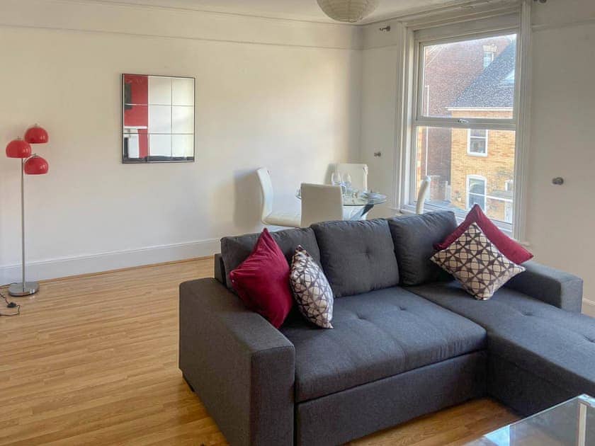 Living room/dining room | RFF - OPP Apartments, Exeter