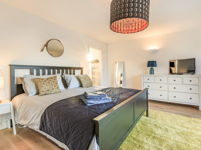 Master bedroom | Marram Dune Beach House, Brean