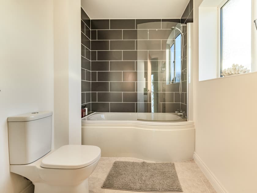 Bathroom | Marram Dune Beach House, Brean
