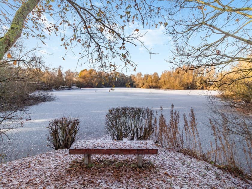 Garden and grounds | Grebe Lodge (Lodge 6), Frettenham