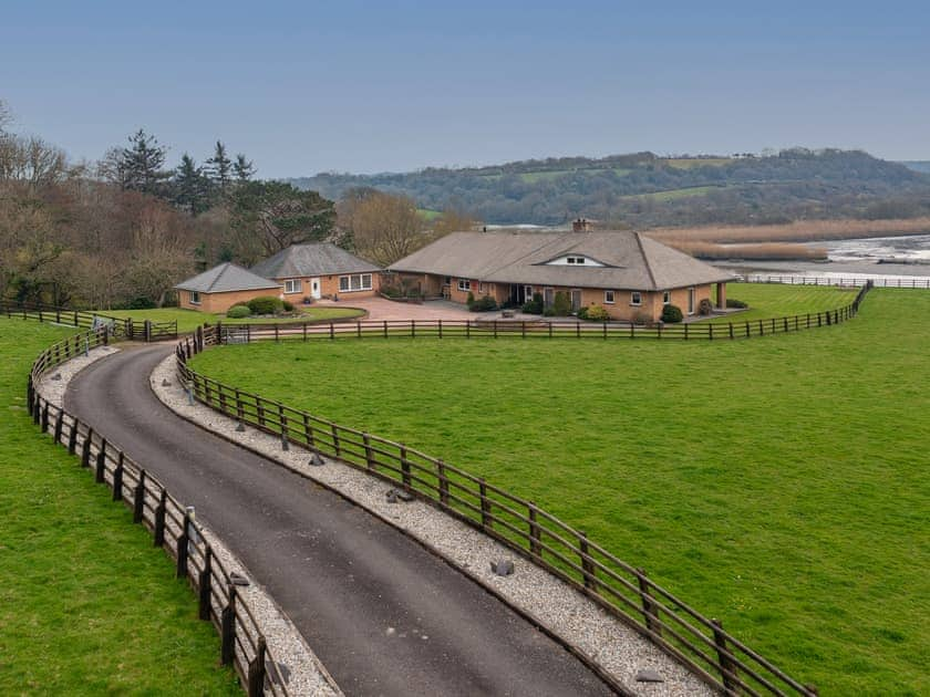 Setting | Y Dorlan, Llangoedmor near Cardigan