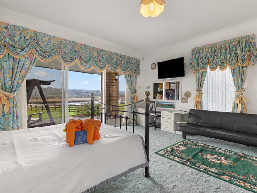Master bedroom | Y Dorlan, Llangoedmor near Cardigan
