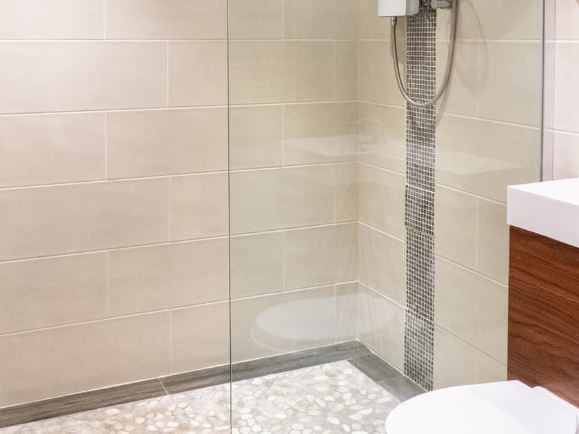 Shower room | Ty Afon Arch - Ty Afon, Garnant, near Ammanford