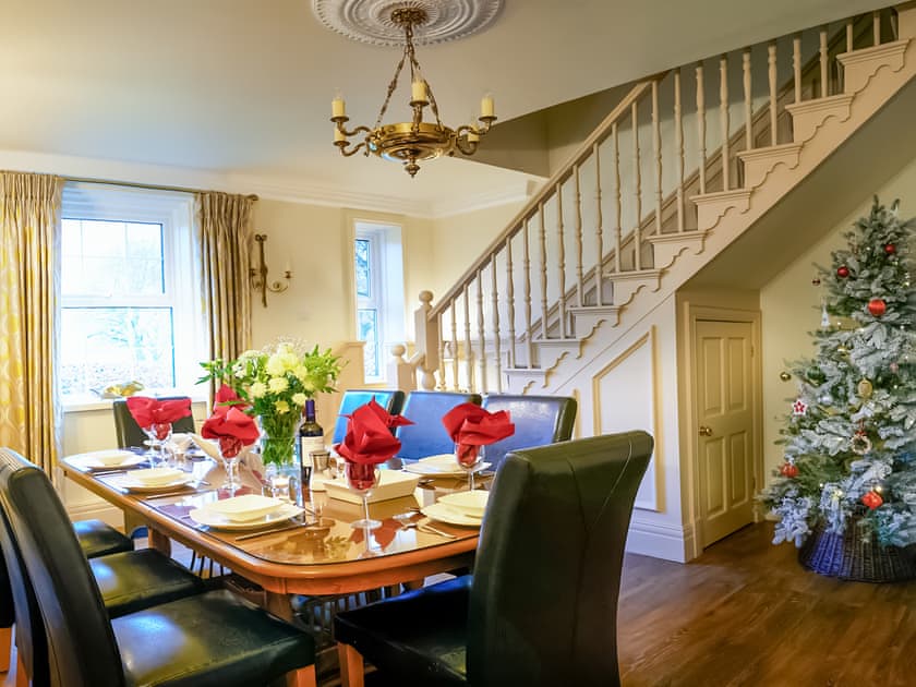 Festive dining room | The Hind House, Cottam, near Driffield