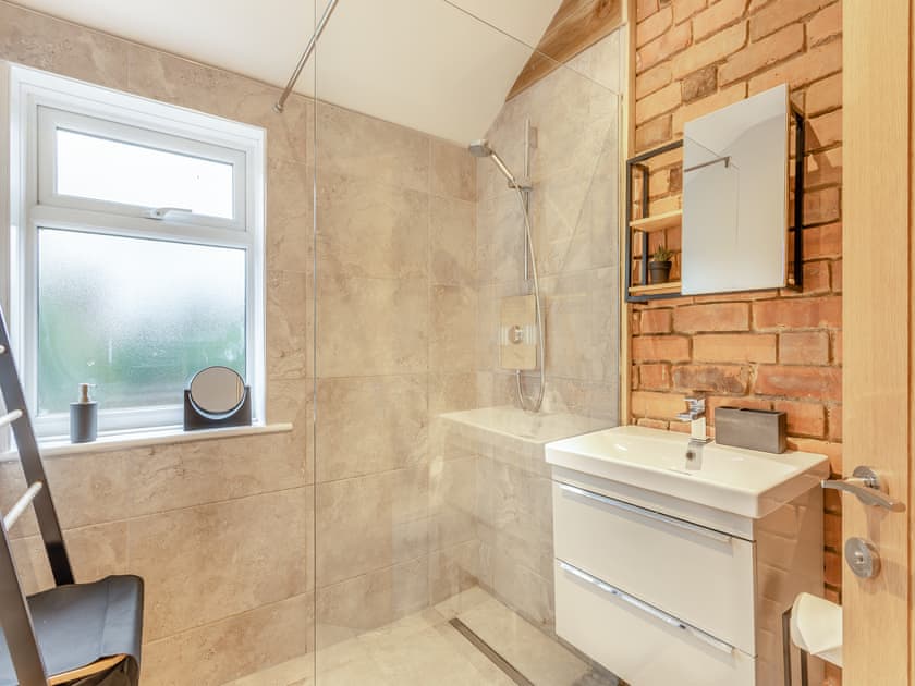 Shower room | Kings Retreat, Oakham