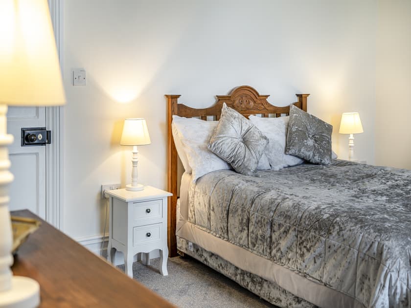 Double bedroom | Brynog Mansion Apartment, Lampeter