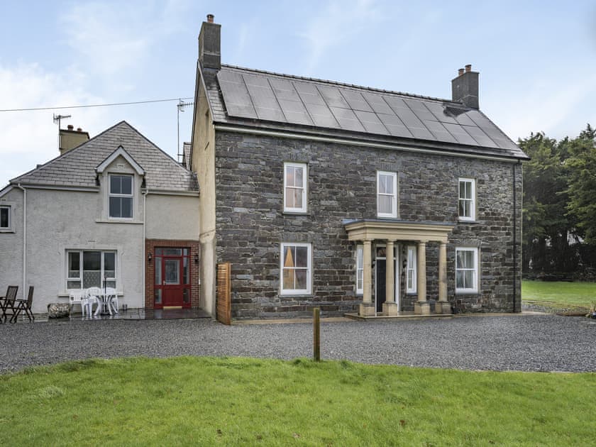 Exterior | Brynog Mansion Apartment, Lampeter