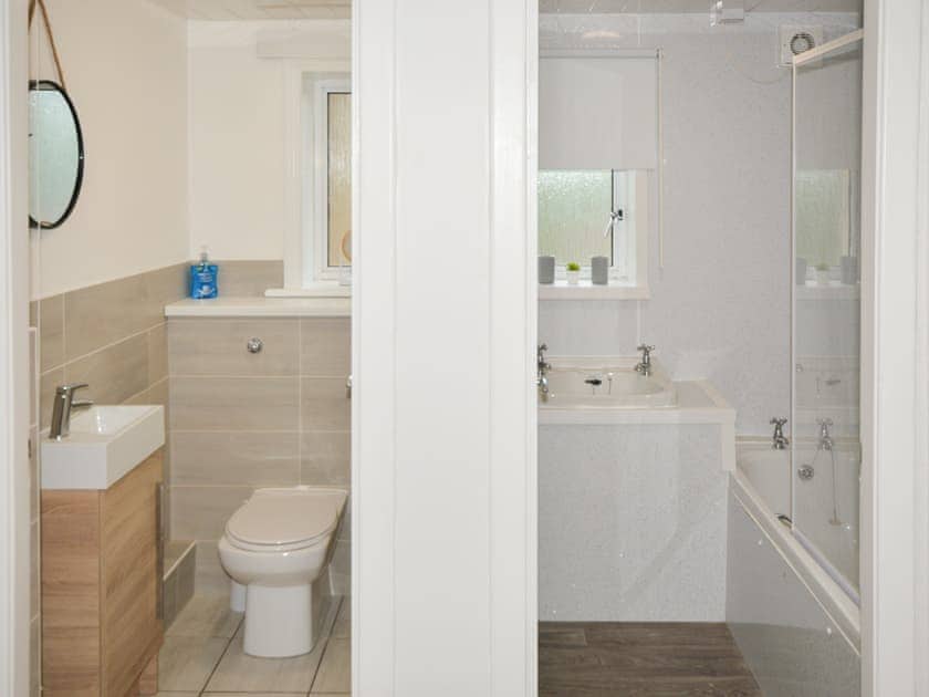 Shower room | Highland Lookout, Fort William