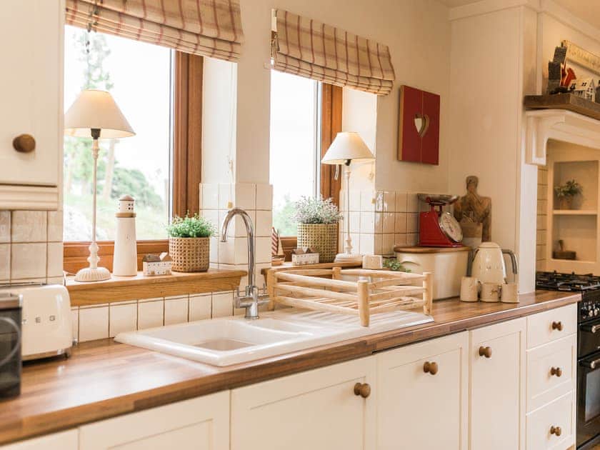 Kitchen area | Laggan Behind - Laggan, Gatehouse of Fleet