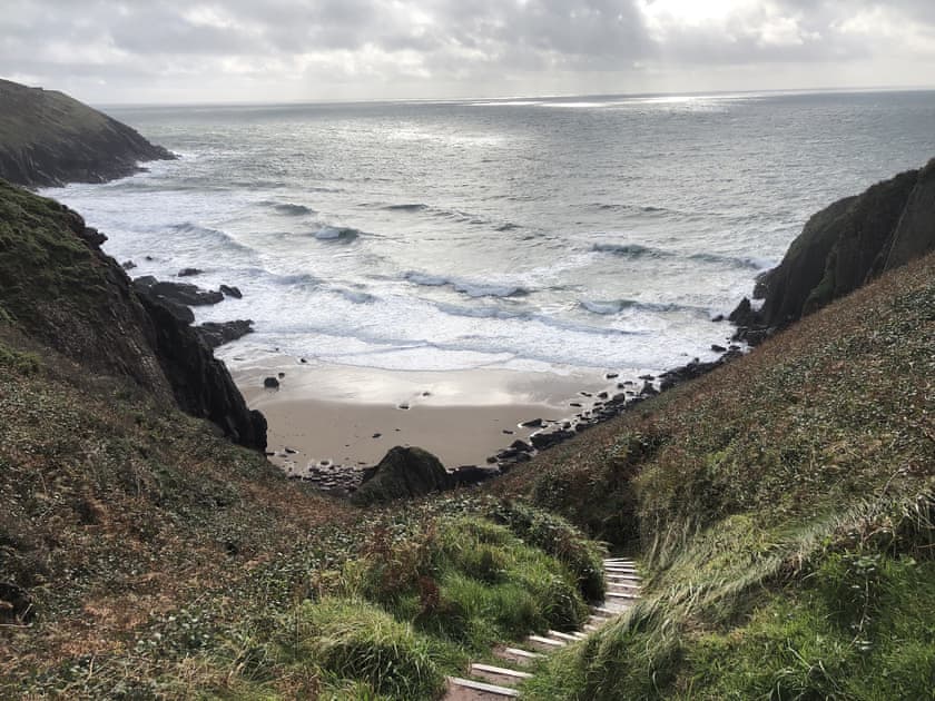 Surrounding area | Shute Cottage, Manorbier
