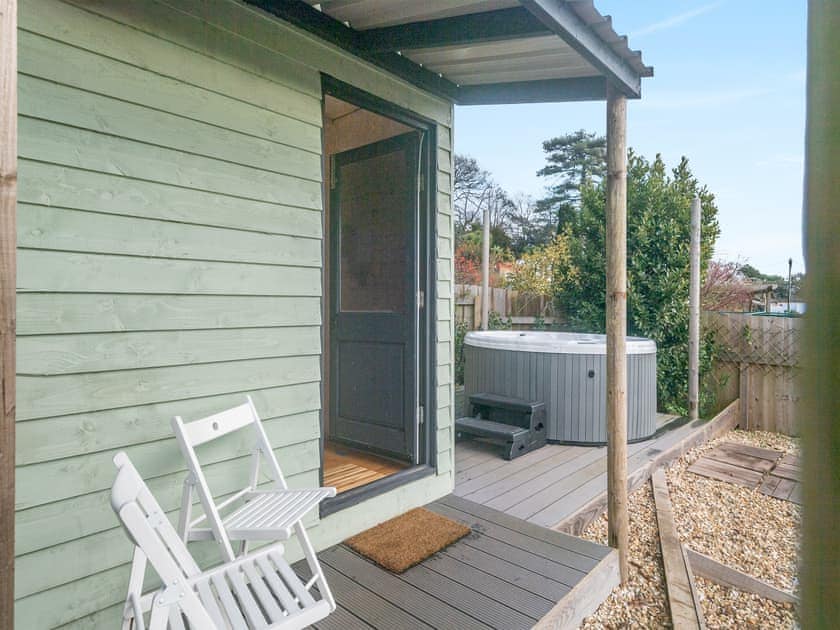 Exterior | The Lookout, Torquay