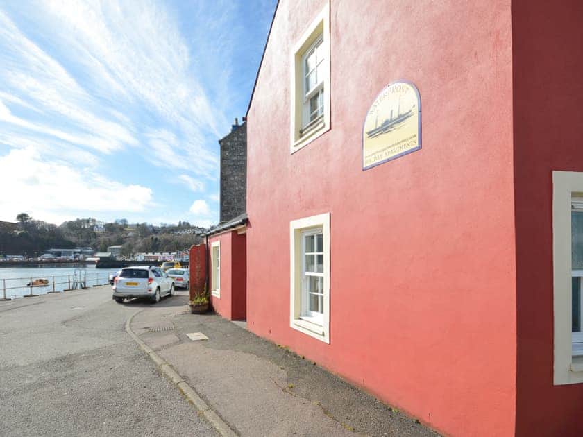 Outdoor area | Otter Apartment - Tobermory Apartments, Tobermory, Isle of Mull