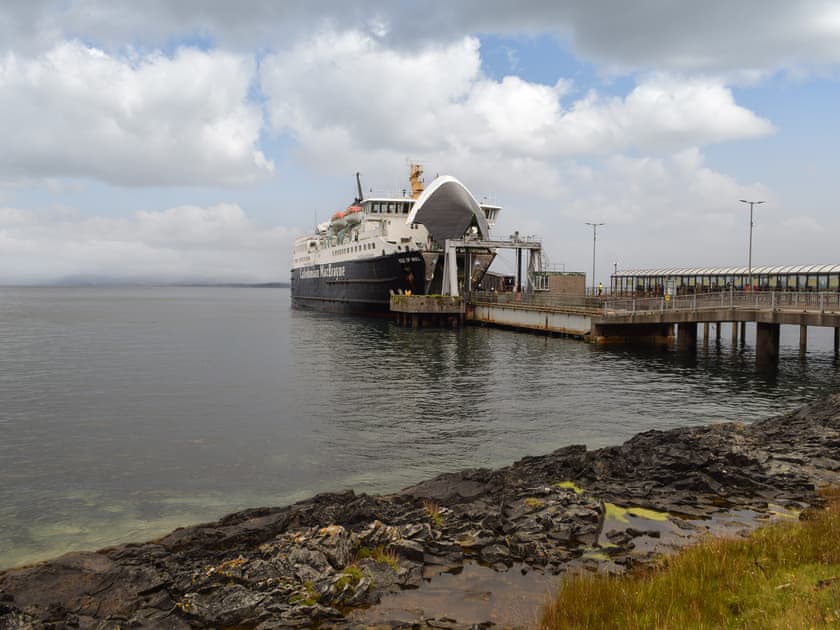 Surrounding area | Dolphin Apartment - Tobermory Apartments, Tobermory, Isle of Mull