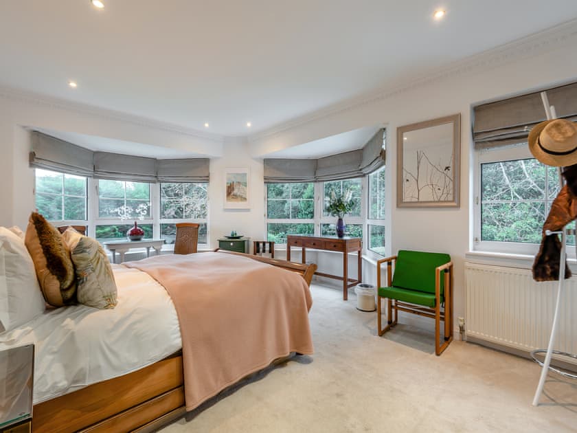 Bed 3 - Super king | Windbrake House, Gosport