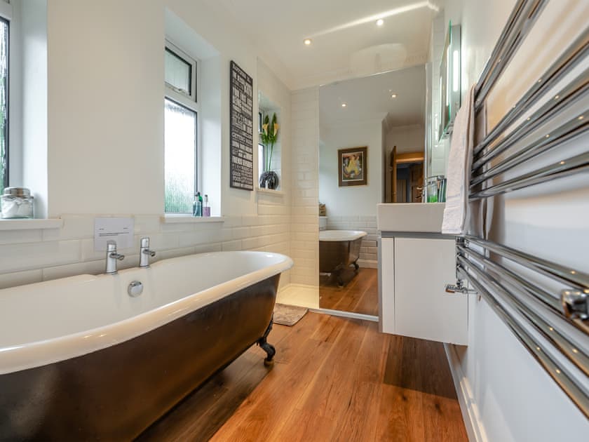 Family bathroom | Windbrake House, Gosport