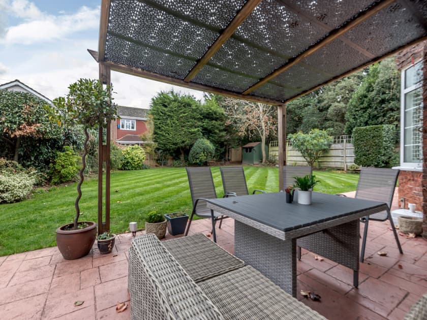 Sitting-out-area | Windbrake House, Gosport