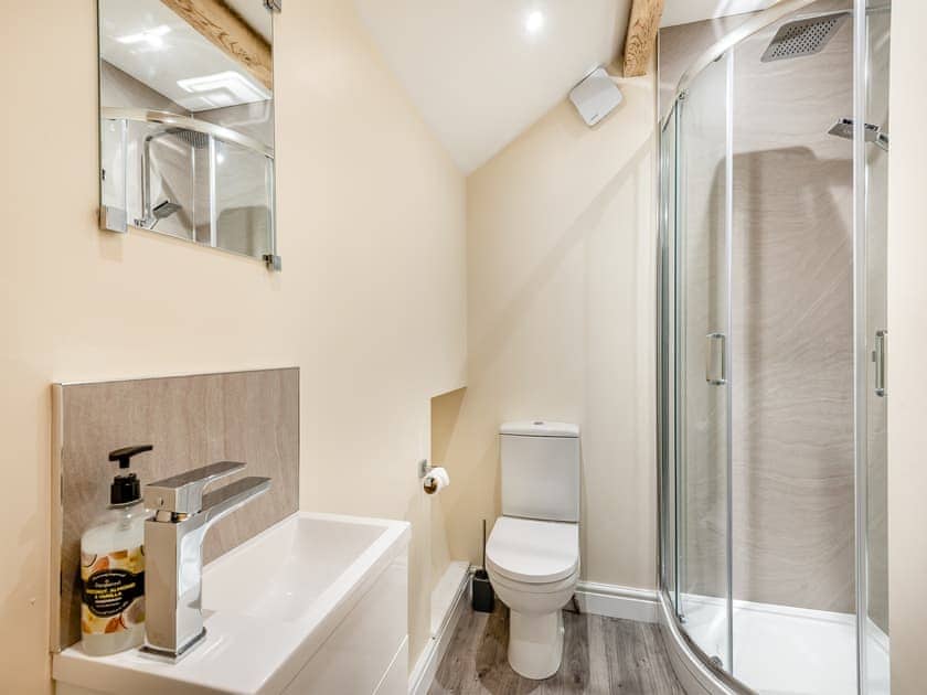 Shower room | Headlands Farm, Hollinsclough, near Buxton