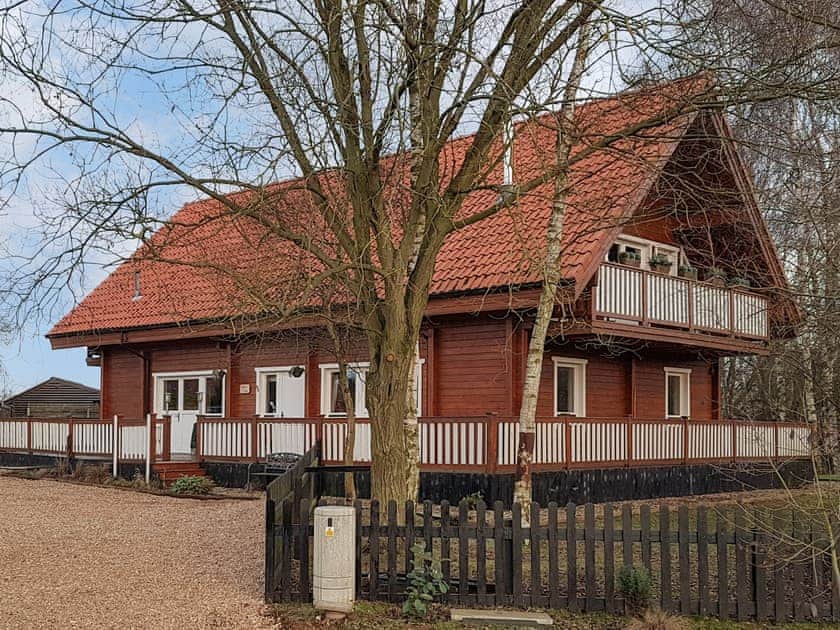 Exterior | Alpine Lodge, Pentney