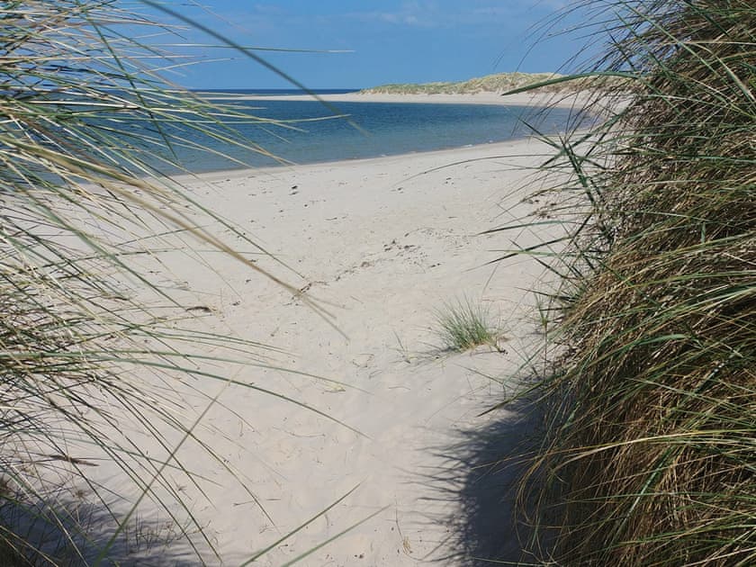 Surrounding area | Bayside Cottage - Bayside and Puffin Holidays, Bamburgh