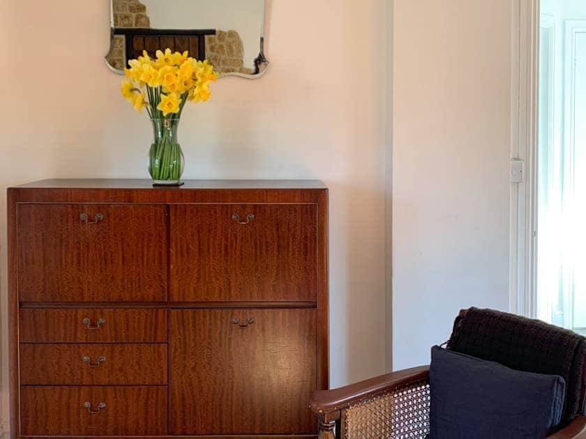 Living area | Feltham’s Cottage - Feltham’s Farm, Horsington Marsh, near Templecombe