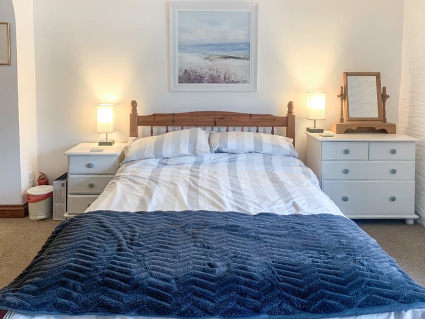 Double bedroom | Dawn Cottage, Portmellon
