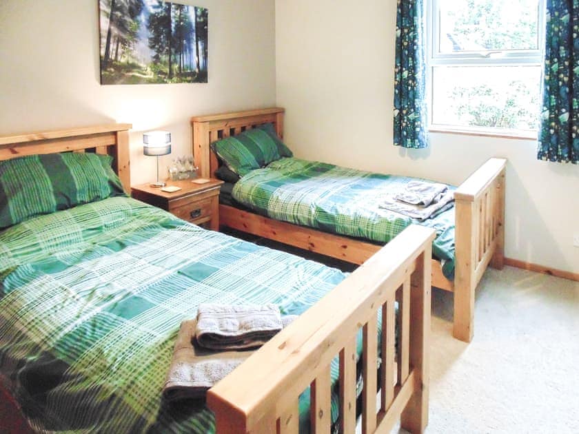 Twin bedroom | Pine Cottage, Killin