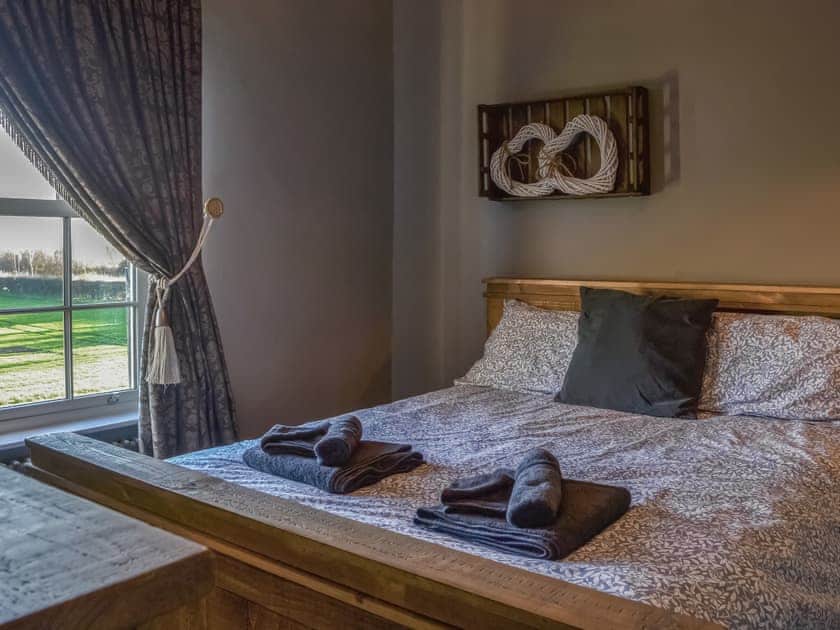 Double bedroom | Loyal Cerise Bondgate, Selby