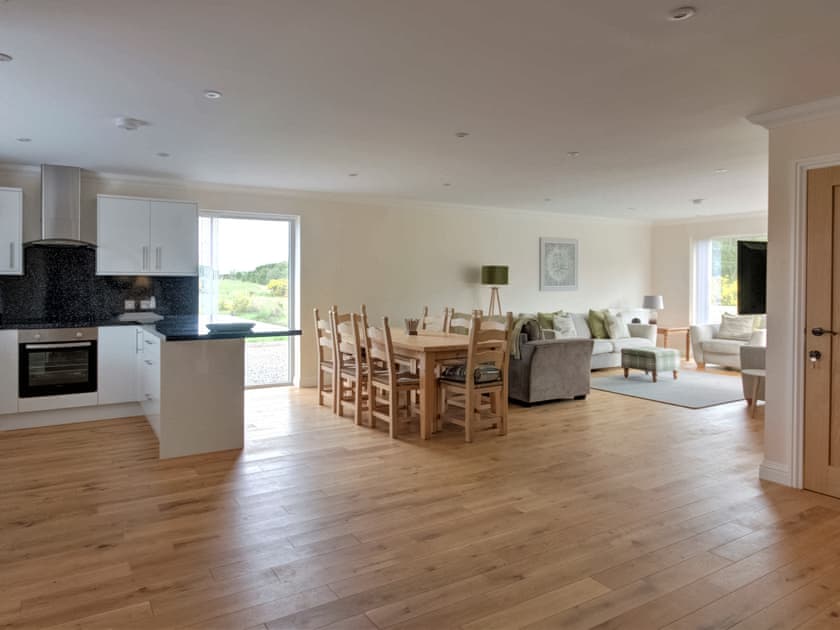 Open plan living space | Darna House, Tain