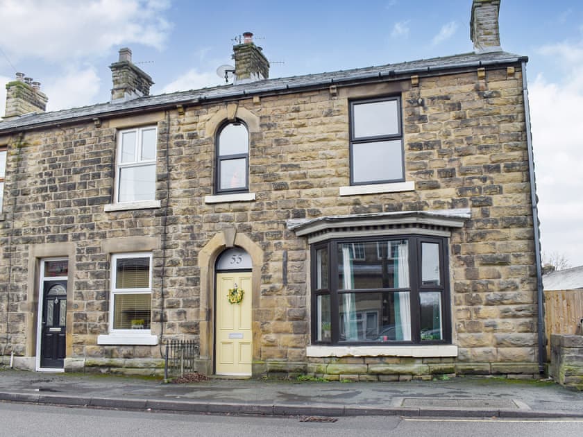 The Old Greengrocers in ChapelenleFrith